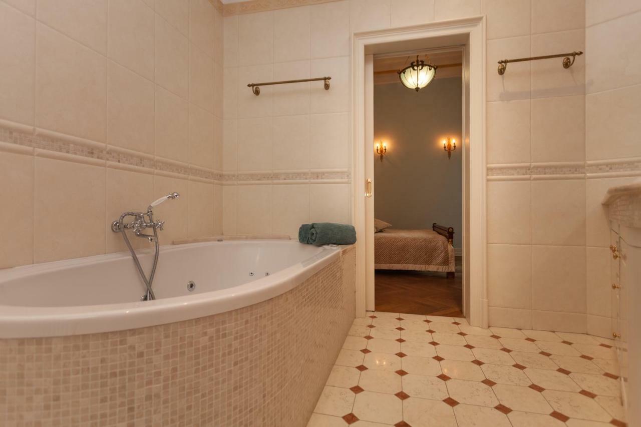 Filip'S Palace Luxurious Apartment Любляна Экстерьер фото