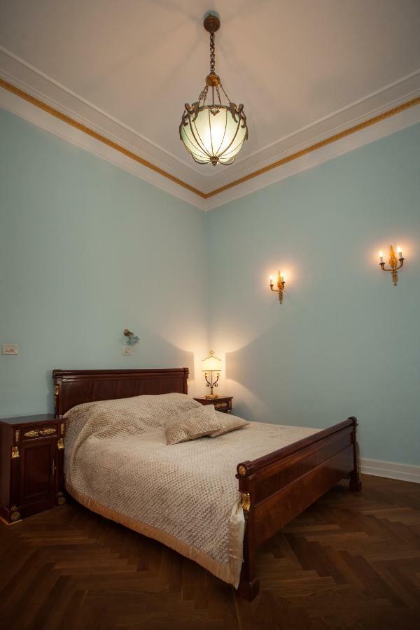 Filip'S Palace Luxurious Apartment Любляна Экстерьер фото